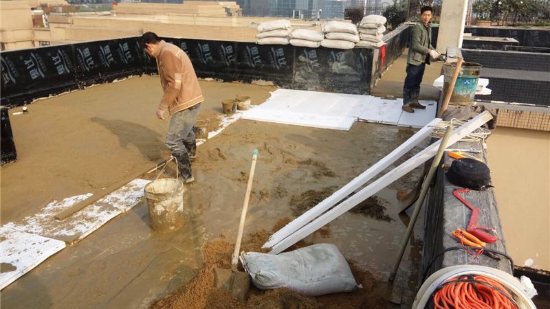 自粘防水卷材施工：关键步骤与注意事项详解