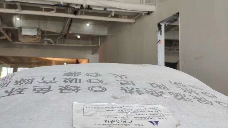 目前市场上常见的阳台防水材料主要有以下几种：